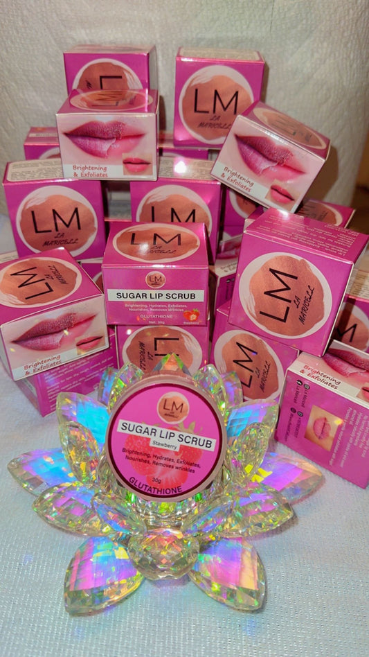 La Maricell sugar lip scrub with glutathione for brightening and smooth lips.